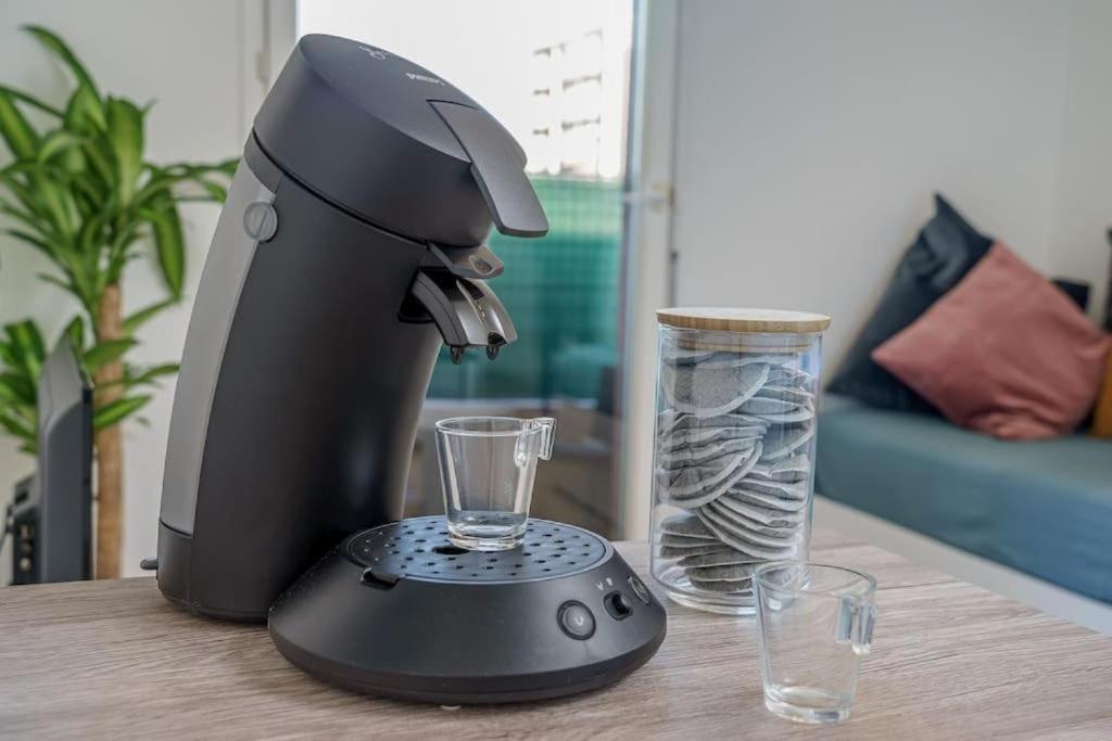 Appartement Climatise Avec Terrasse Tout Equipe A 5Min De La Gare St Charles Marsilya Dış mekan fotoğraf